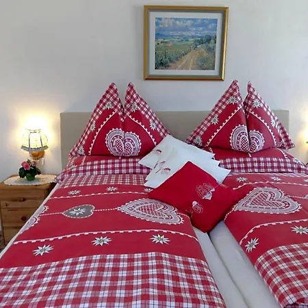 Fruehstueckspension Irmer Bed & Breakfast