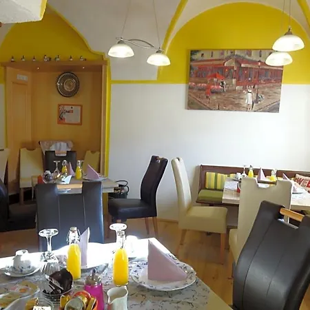 Bed & Breakfast Fruehstueckspension Irmer