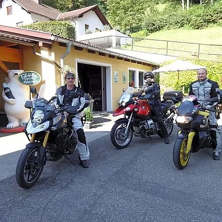 Bed & Breakfast Fruehstueckspension Irmer Gaming