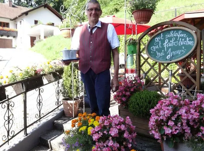 Fruehstueckspension Irmer Bed & Breakfast 3*