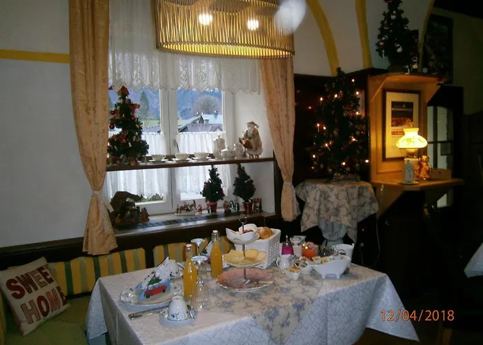 Fruehstueckspension Irmer Bed & Breakfast 3*
